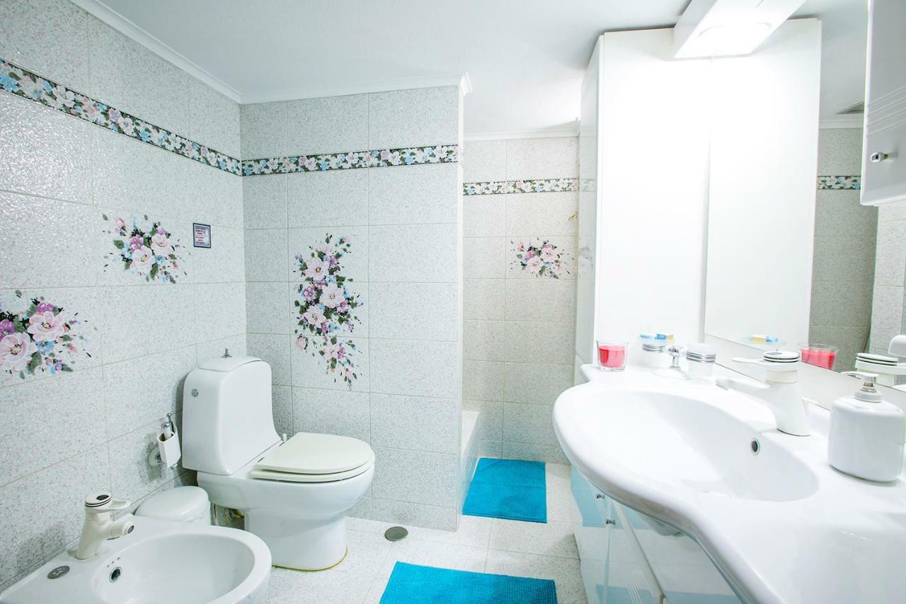 Spacious Apartment Next To Metro - Marousi Atenas Exterior foto