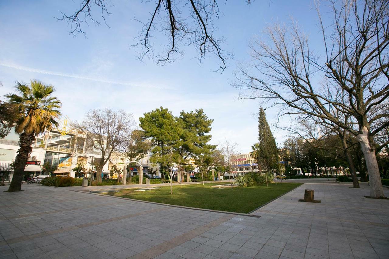 Spacious Apartment Next To Metro - Marousi Atenas Exterior foto