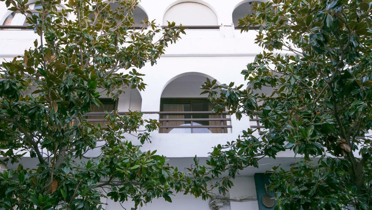 Spacious Apartment Next To Metro - Marousi Atenas Exterior foto